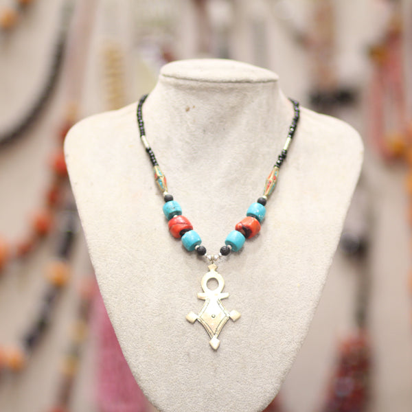 Collier Croix du Sud en Turquoise, Corail & Pierre de Lave