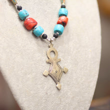 Collier Croix du Sud en Turquoise, Corail & Pierre de Lave