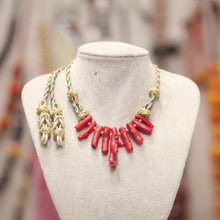 Collier en Corail Naturel Rouge – Pièce Artisanale Marocaine Unique