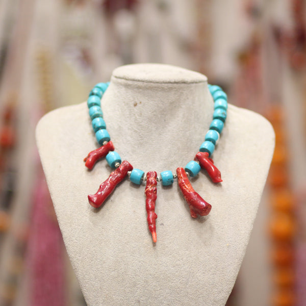Collier Azur & Corail — Turquoise et Corail Naturels