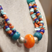 Collier Amazigh Multicolore en Pierres Naturelles – Bijou Marocain Artisanal