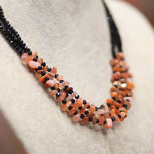 Collier Artisanal Marocain à 3 Rangs – Perles Noires & Pierres Naturelles Colorées
