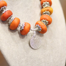 Collier Marocain en Perles Orange – Bijou Artisanal Traditionnel