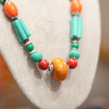 Collier Marocain Artisanal Multicolore – Perles Turquoise, Orange & Vertes