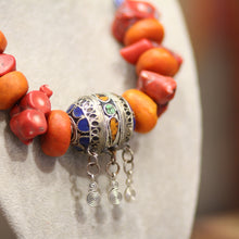 Collier en Corail Naturel Rouge – Bijou Artisanal Marocain Unique