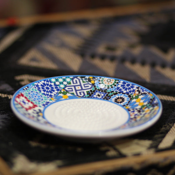 Assiette Marocaine en Céramique Artisanale – Motifs Zellige