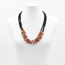 Collier Artisanal Marocain à 3 Rangs – Perles Noires & Pierres Naturelles Colorées